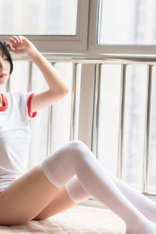 桃花洞口开香蕊落莓苔意思